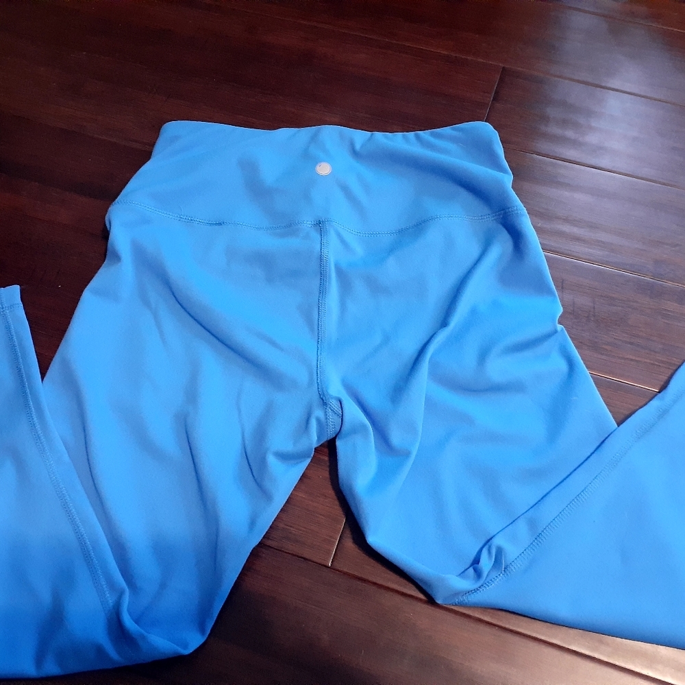 Yogalicious capri yoga pants
